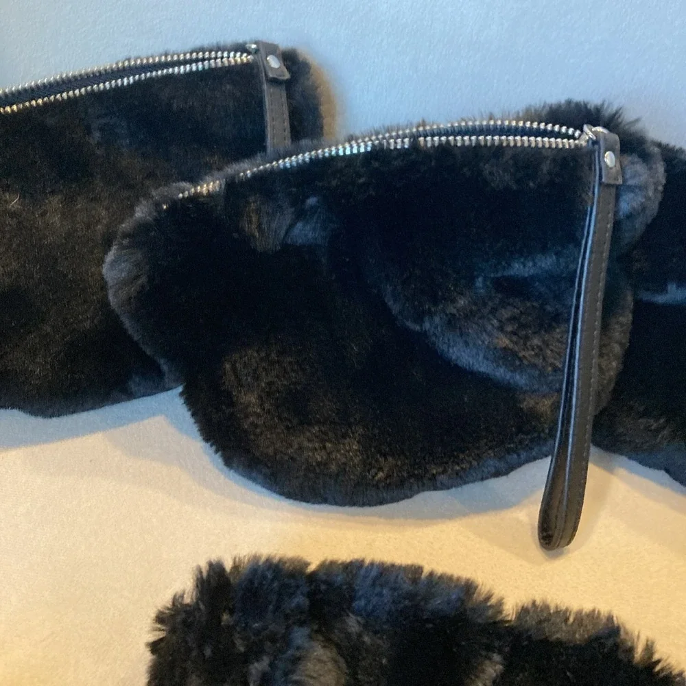 House of Harlow 1960 Faux Fur gloves And Wristlet Black -‎ Unused - Lot Of 3